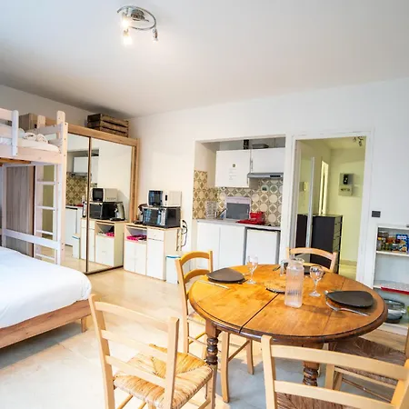 Appartement & Les Pieds Dans L'eau