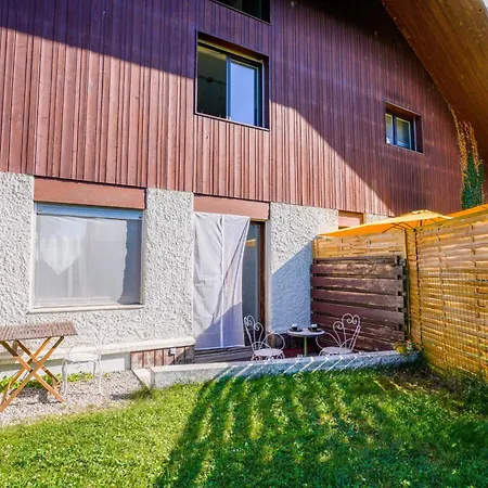 Appartement & Les Pieds Dans L'eau