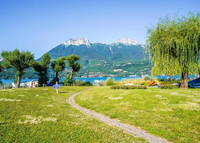 Appartement & Les Pieds Dans L'eau Duingt