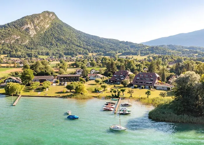 & Les Pieds Dans L'eau Appartement Duingt